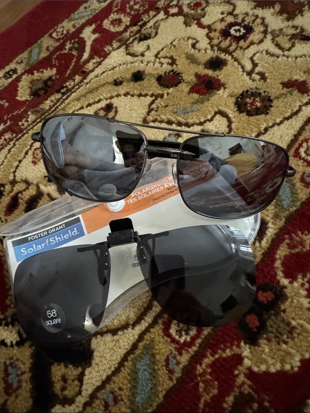 FOSTER GRANT clip on sunglasses plus Aviators